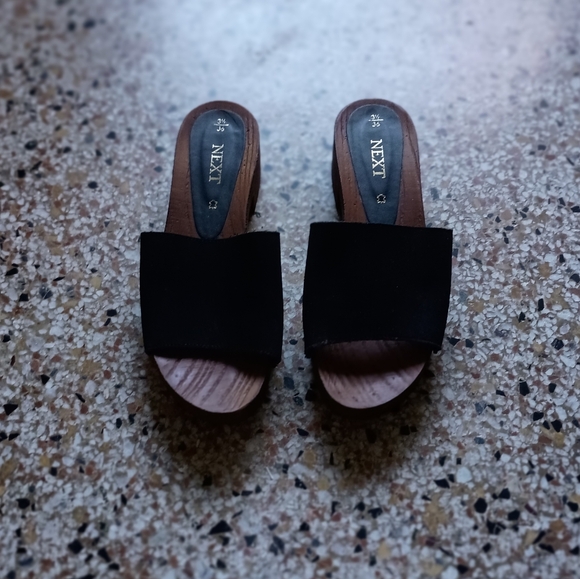 Black Slide clog - Picture 2 of 13